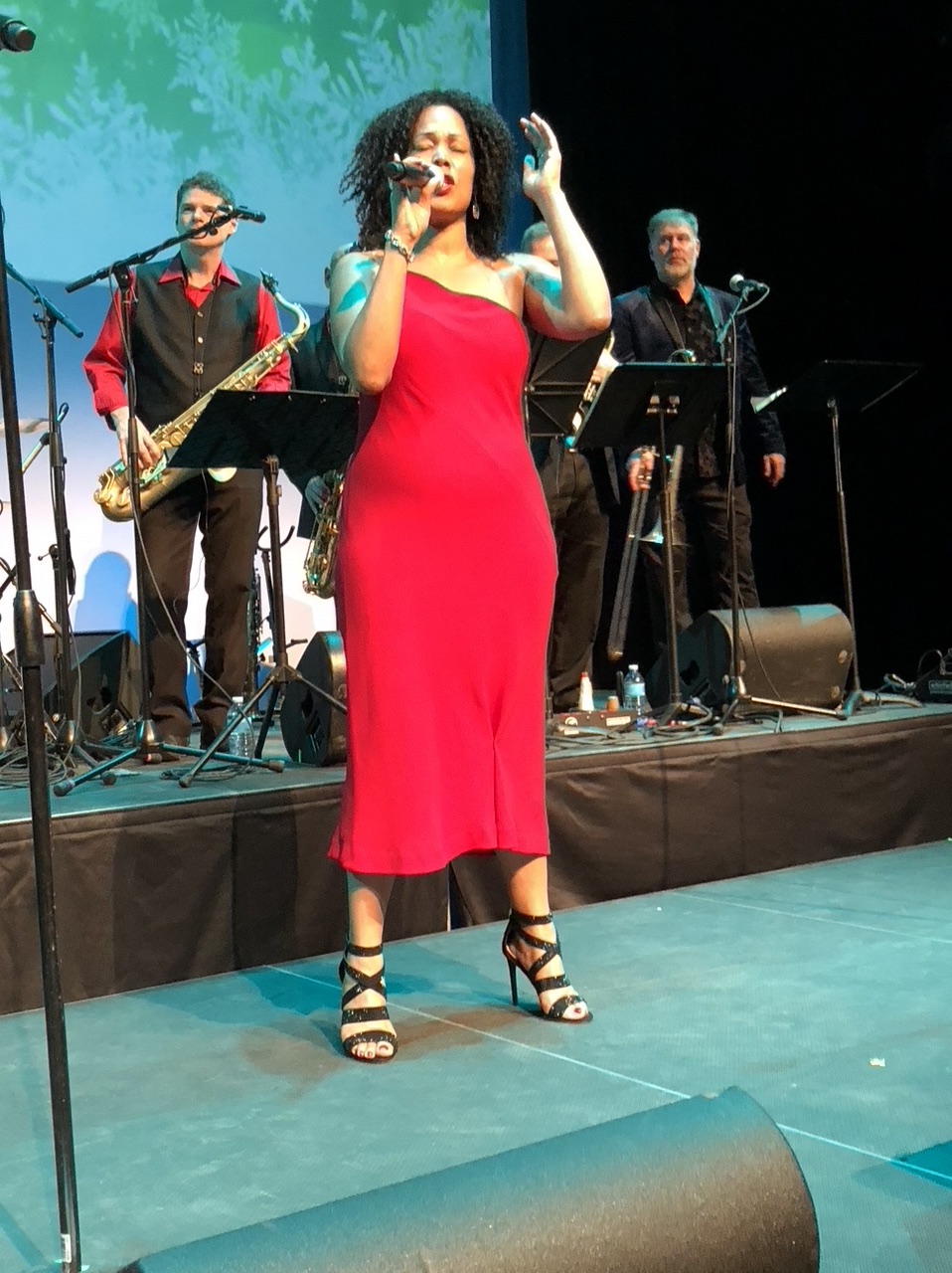 Maria singing photo